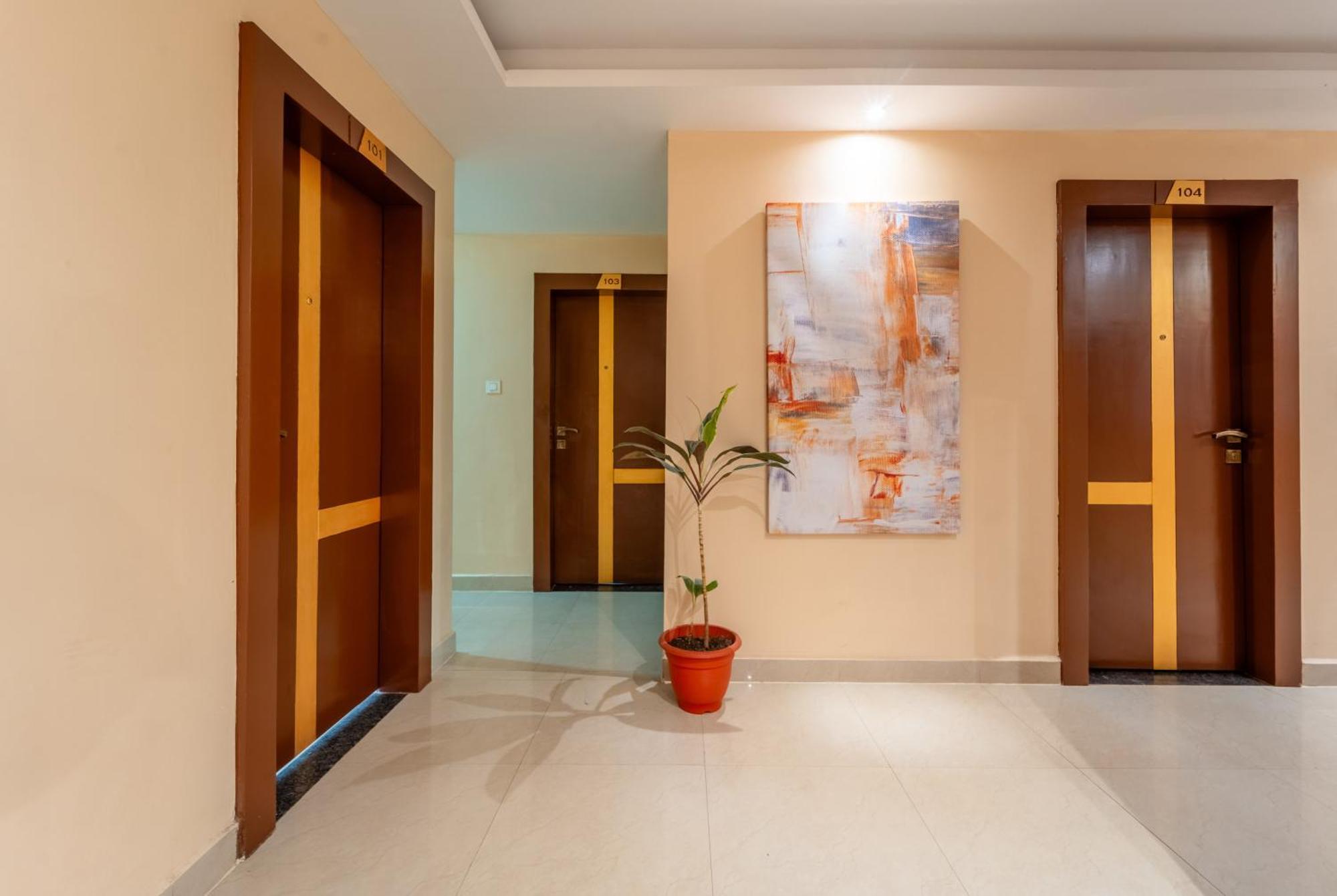 Treebo Premium Zorba Hotel Bhopal Eksteriør billede