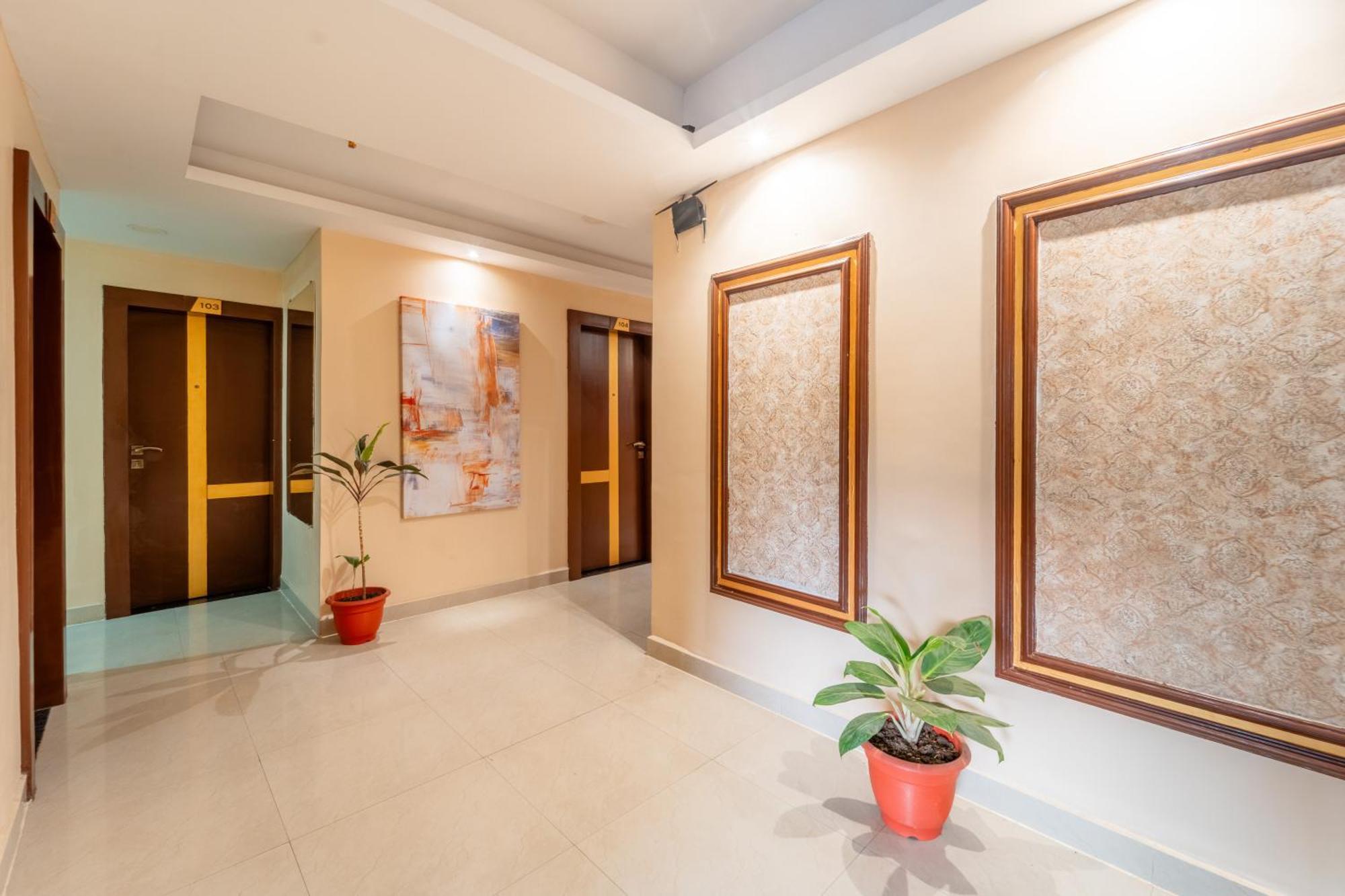 Treebo Premium Zorba Hotel Bhopal Eksteriør billede
