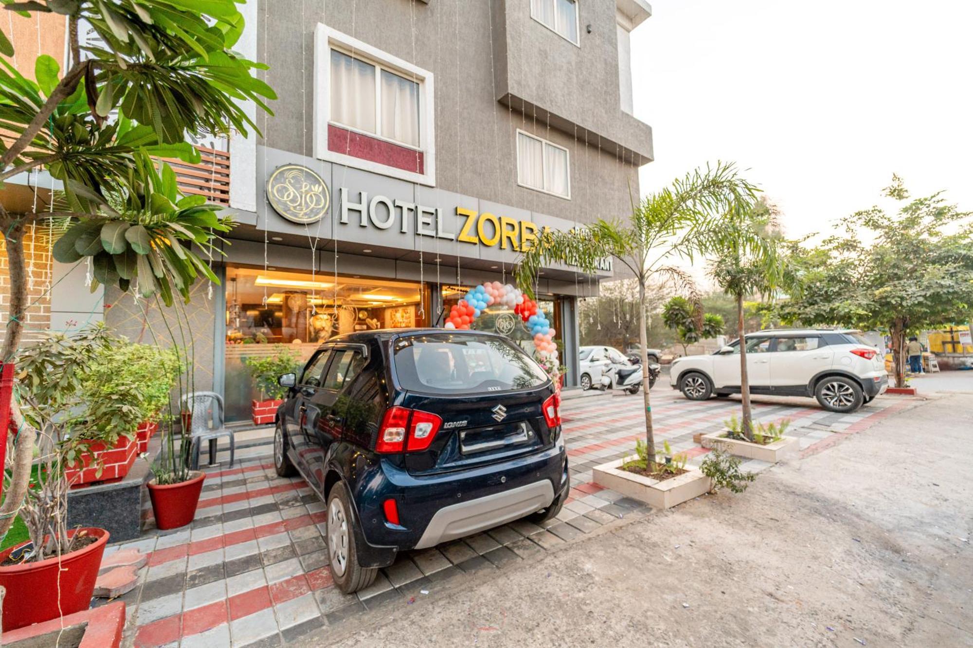 Treebo Premium Zorba Hotel Bhopal Eksteriør billede
