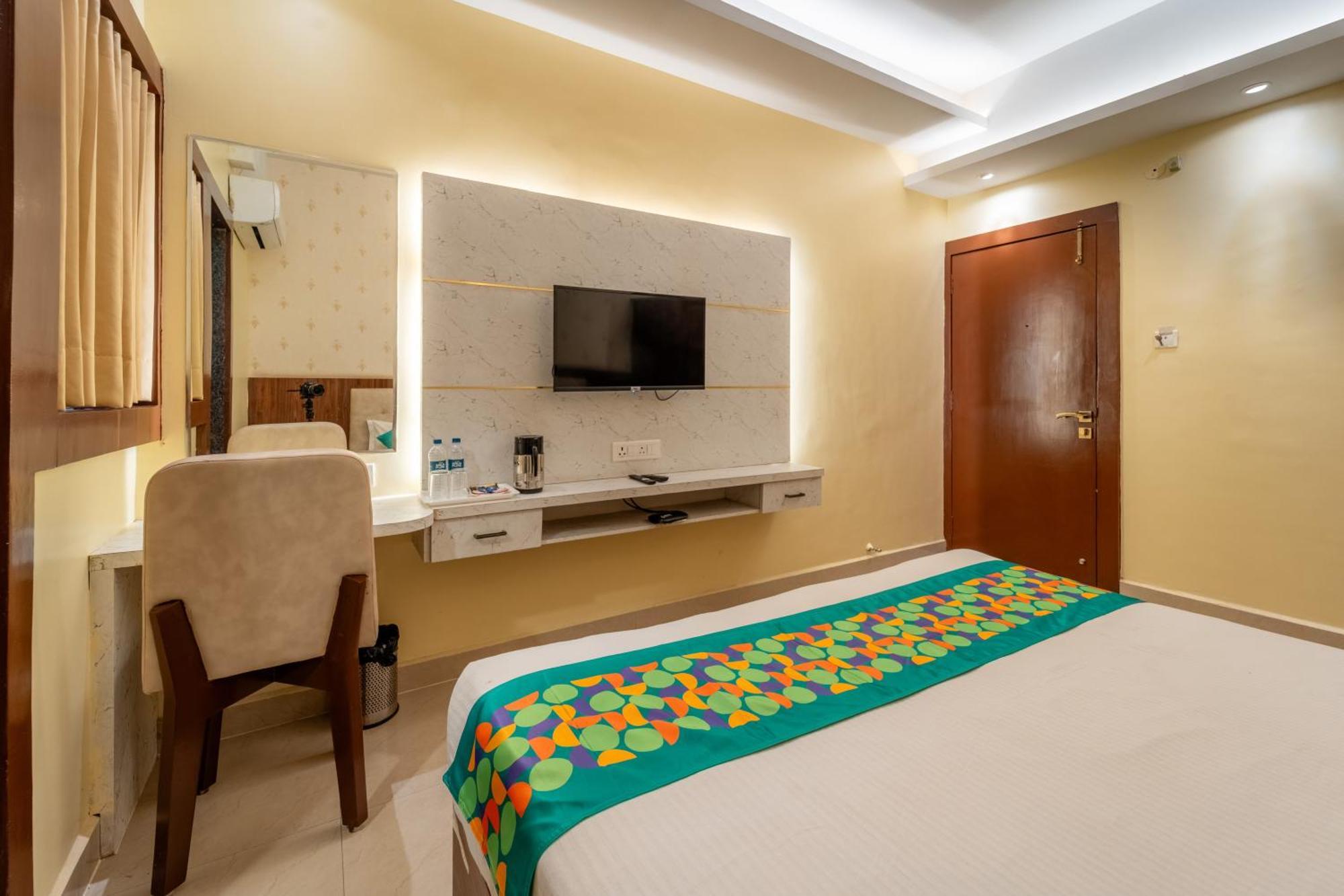 Treebo Premium Zorba Hotel Bhopal Eksteriør billede