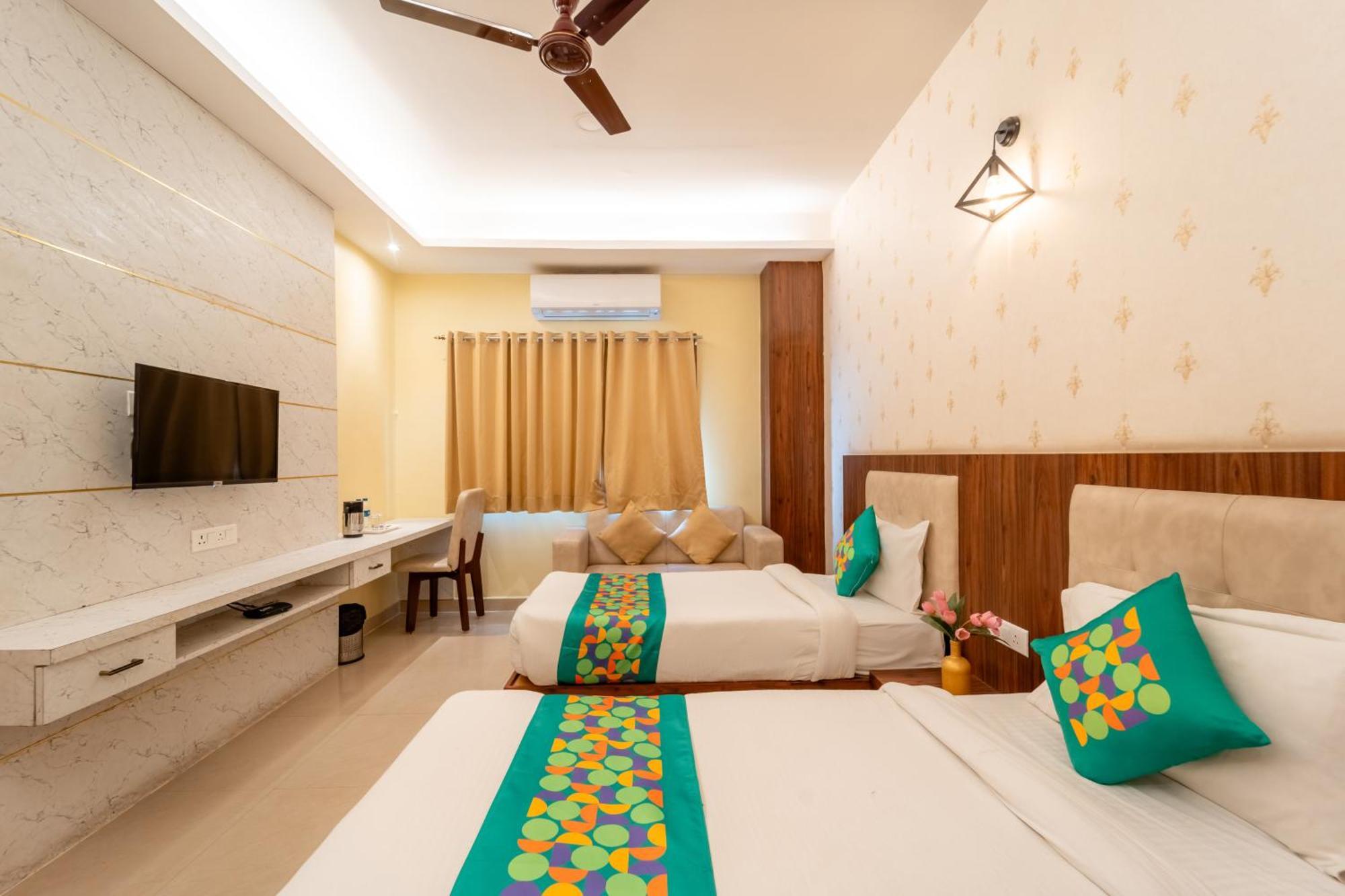 Treebo Premium Zorba Hotel Bhopal Eksteriør billede