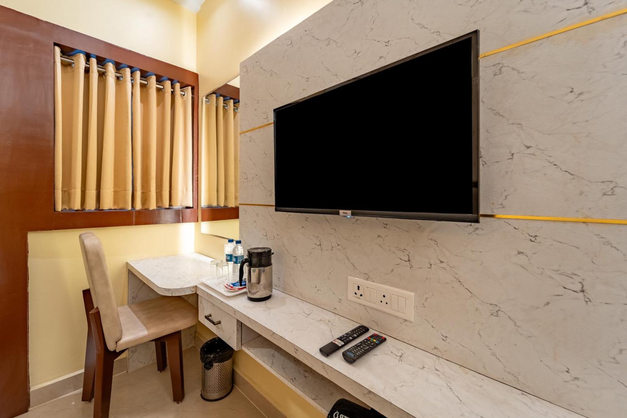 Treebo Premium Zorba Hotel Bhopal Eksteriør billede